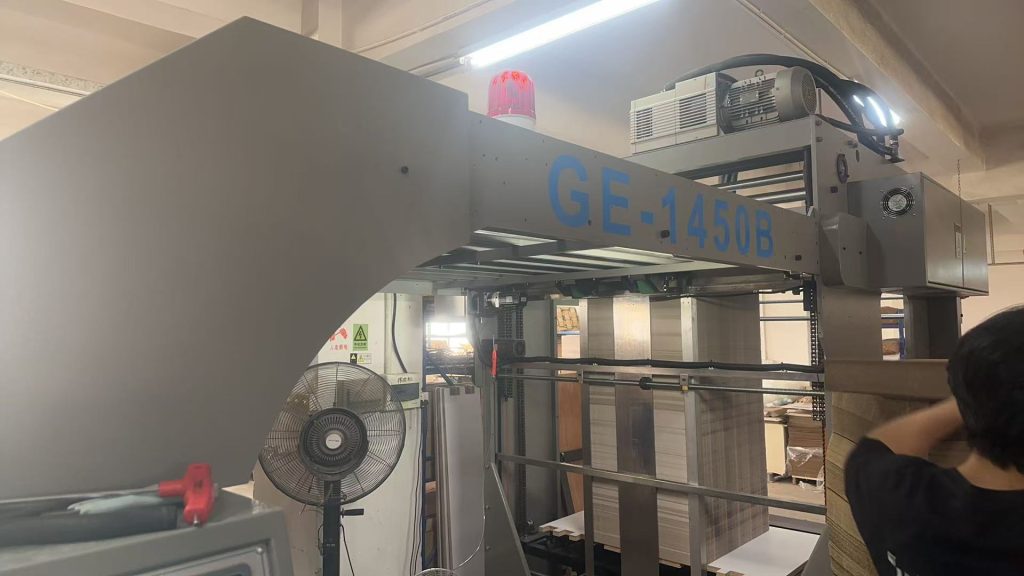 GE-1450B Automatic Flute Laminator